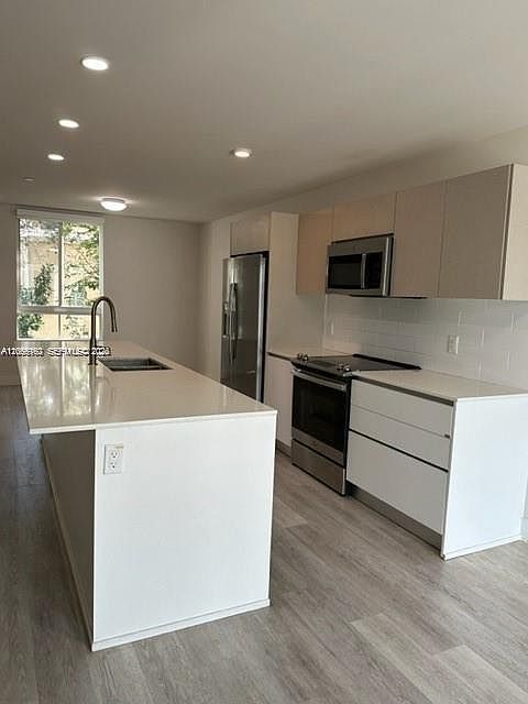 1st image of 2561 NE 193rd St #1208