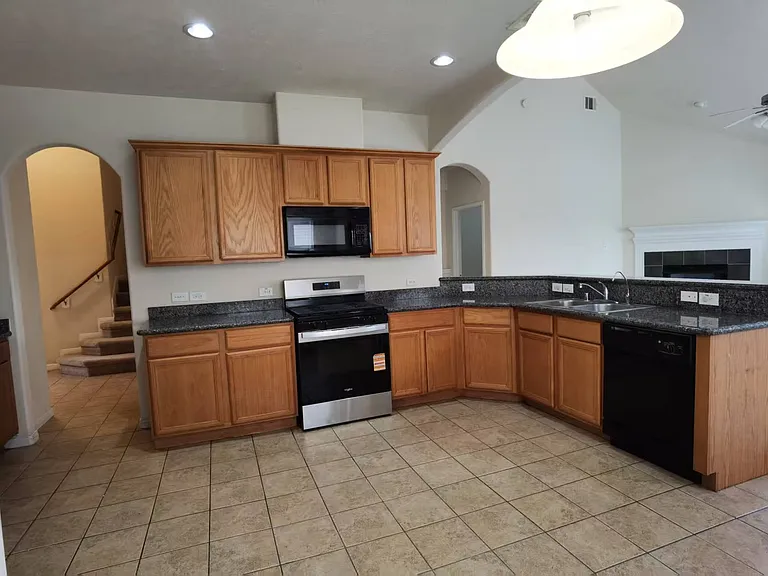 25026 Tancy Ranch Ct — Photo 8