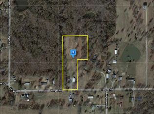 10450 Ferges Rd, Johnston City, IL 62951