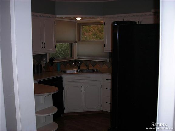 4th image of 2006 Highland Ave