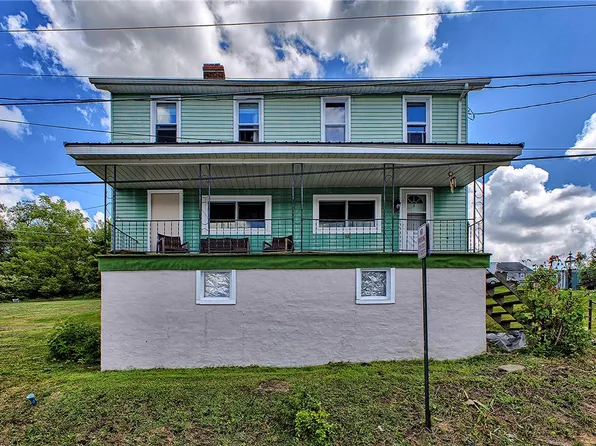 8005 Hayward St, Wendel, PA 15691