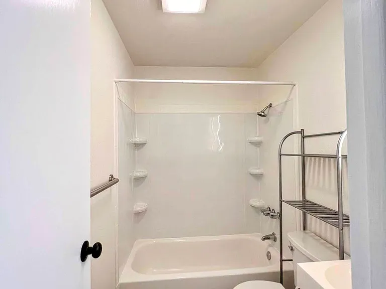 bathroom, full bath