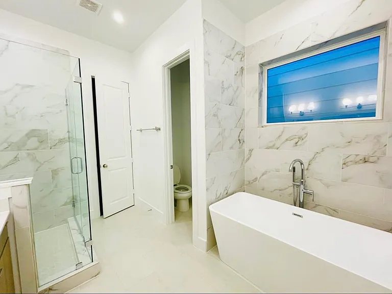 5855 Dolores St — Photo 4