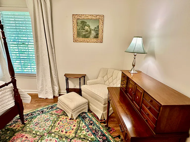 Bedroom 3, sitting area and desk