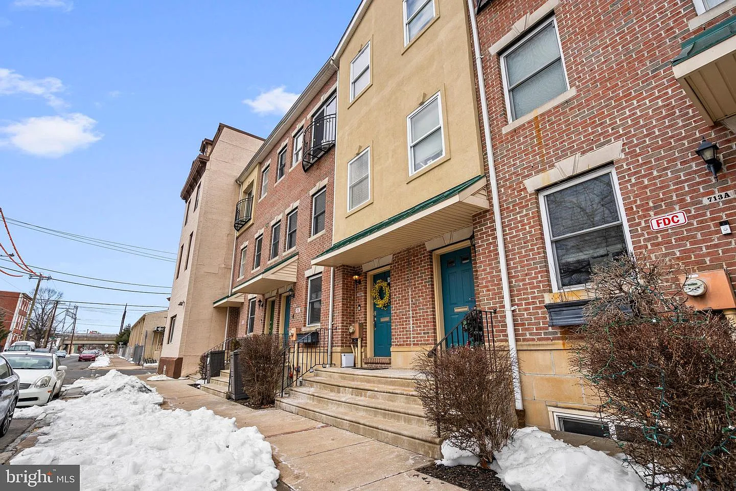 715 Brown St Unit B photo 1