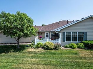 822 Roundhouse St, Shakopee, MN 55379