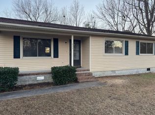 215 Webb Blvd, Havelock, NC 28532