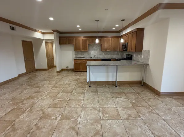 17825 Devonshire St APT 308, Northridge, CA 91325
