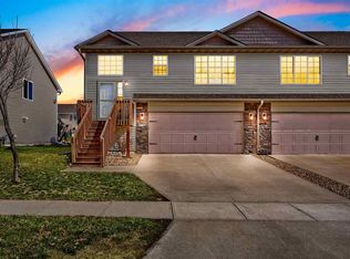 172 N Park Ridge Rd, North Liberty, IA 52317