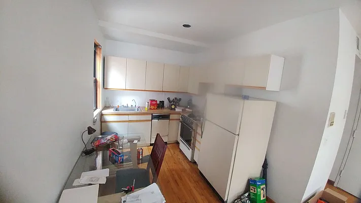 Rented by Downtown Mgt & Realty LLC | media 11