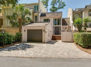 18 Spinnaker Ct, Hilton Head Island, SC 29928