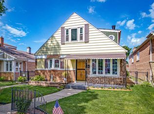 5732 S Monitor Ave, Chicago, IL 60638