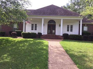 122 Parkside Dr, Brandon, MS 39042