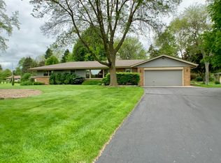 2615 Arbor Dr, Brookfield, WI 53005