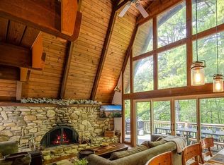 1027 Laurel Cir E, Deep Gap, NC 28618