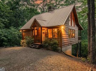 9 Dean Ct, Blue Ridge, GA 30513