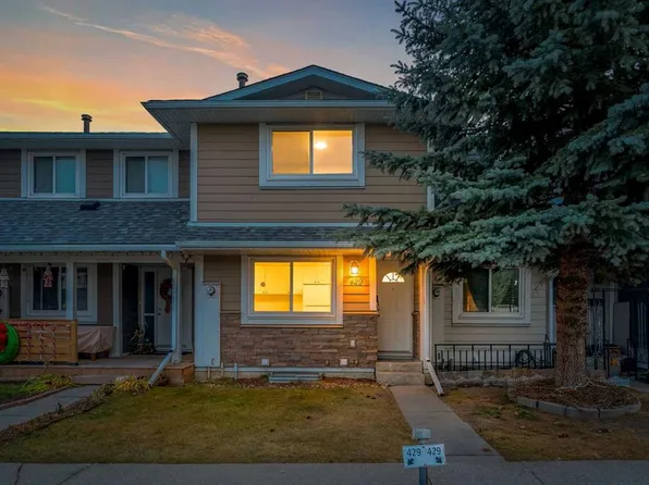 429 Georgian Vlg NE, Calgary, AB T2A 7E3