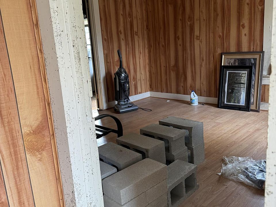 2nd image of 1308 Cypress Street