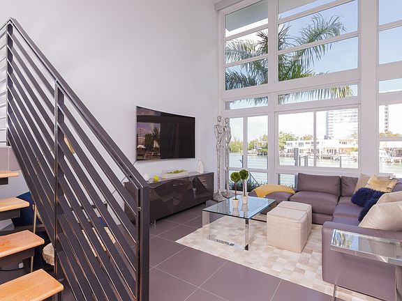 3rd image of 93 N Shore Dr #93