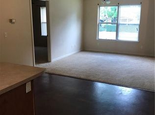 1506 E Central St #B, Siloam Springs, AR 72761