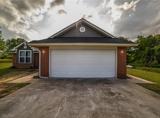 491 N Luther Rd, Harrah, OK 73045