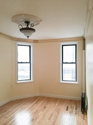 Rented by Bohemia Realty Group | media 6