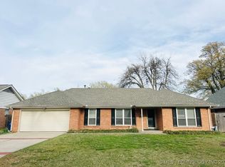 5417 S Xanthus Ave, Tulsa, OK 74105