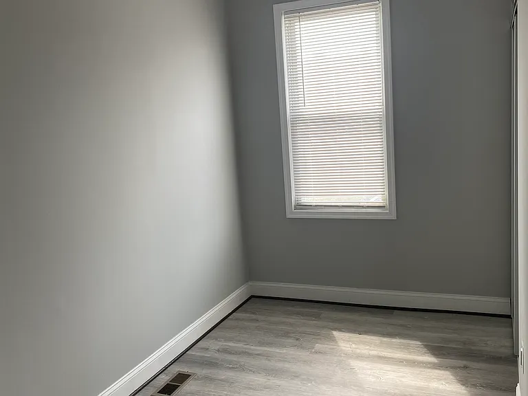 1211 Poplar Grove St — Photo 5