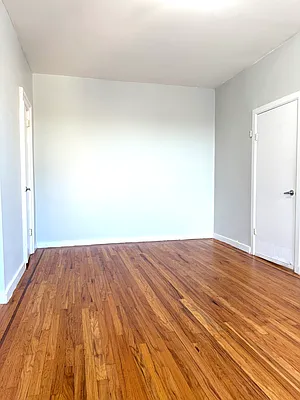 Rented by Chana Ofek, LREB | media 9