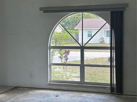 4th image of 19148 Coconut Rd