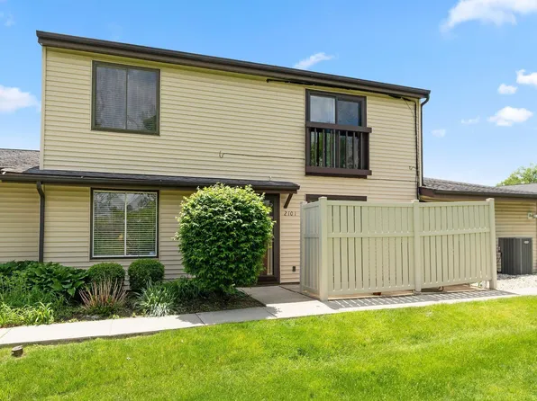 2101 Bayside Ct, Fort Wayne, IN 46804