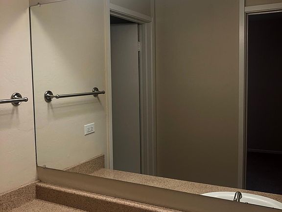 5th image of 743 El Camino Real APT 33