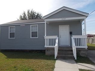 2220 Hero Dr, Gretna, LA 70053
