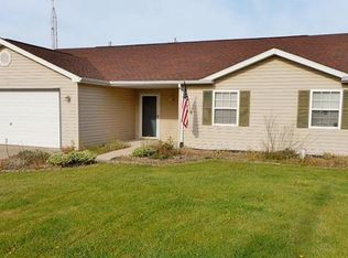 321 James St, Worden, IL 62097
