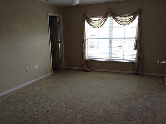 4th image of 2501 Middleton Grove Dr