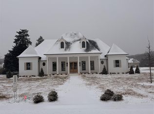 10131 Whispering Falls Ave, Mint Hill, NC 28227