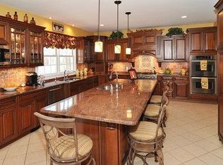 25-37 Roosevelt Ave, Hackettstown, NJ 07840