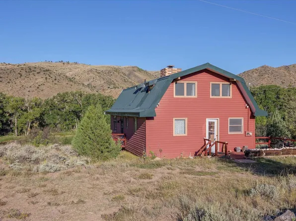 289 State Highway 10, Jelm, WY 82063