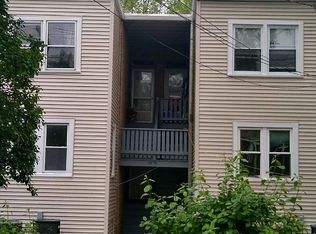 4820 Mulford St APT 1W, Skokie, IL 60077