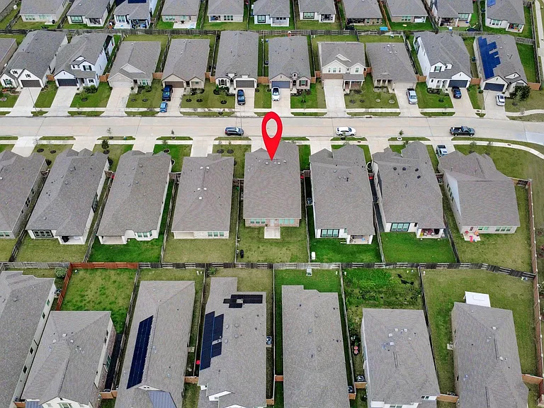 4946 Sky Bluff Dr — Photo 40