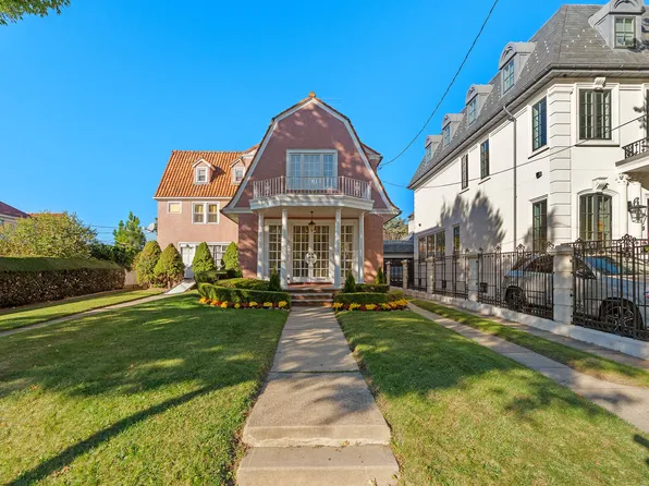 15 86th Street image 2 of 36