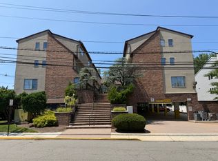 1345 15th St, Fort Lee, NJ 07024