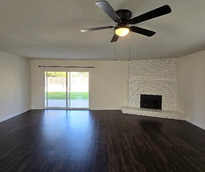 3012 E Los Altos Ave — Photo 13