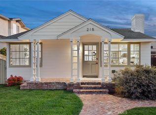 215 Cabrillo St, Costa Mesa, CA 92627