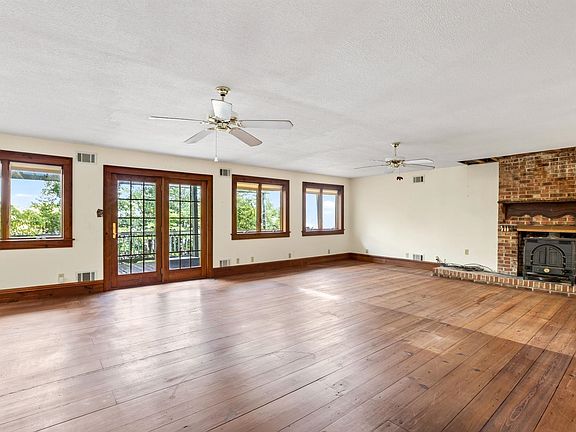 4th image of 245 Lyman Lake Rd