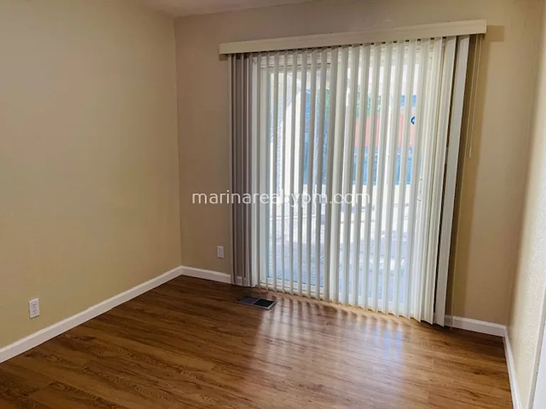 115 Graves Ct — Photo 15