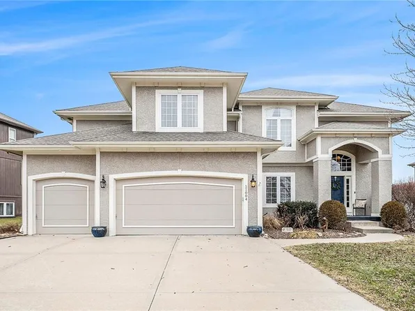 11004 S Barth Rd, Olathe, KS 66061