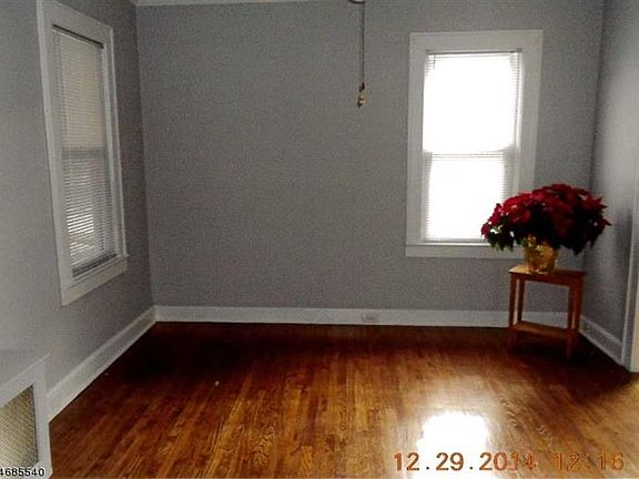 1st Floor Living Room