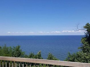 40 Waterview Dr, Sound Beach, NY 11789