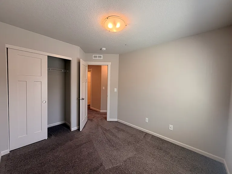 4300 S Laughing Water Cir — Photo 22
